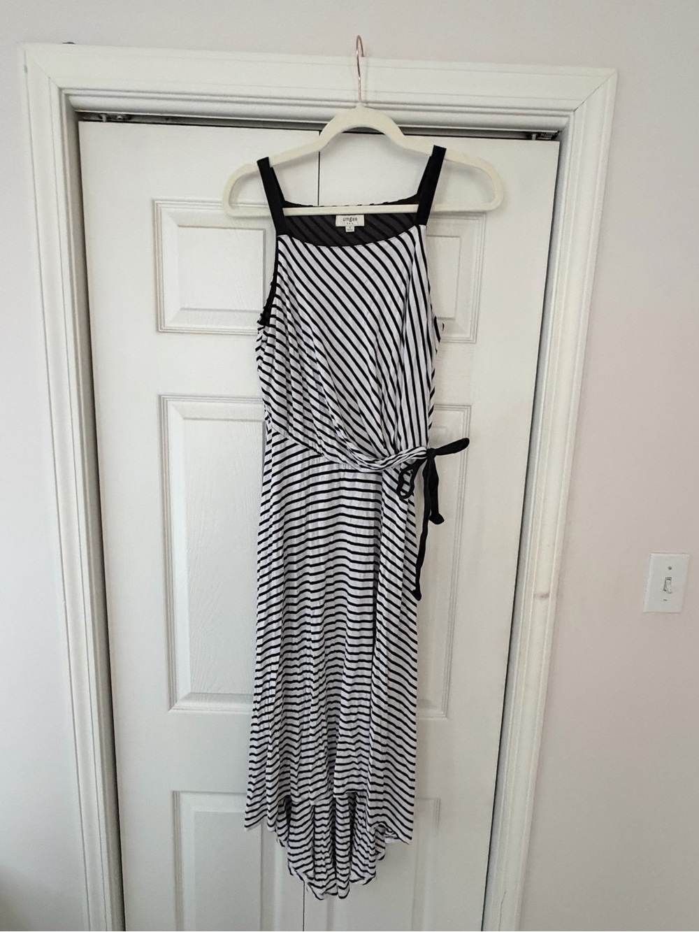 Umgee Black & White Striped Maxi short long dress with Tie Waist size small